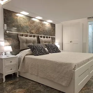 casa-san-felice.hotels-amalfi.com/