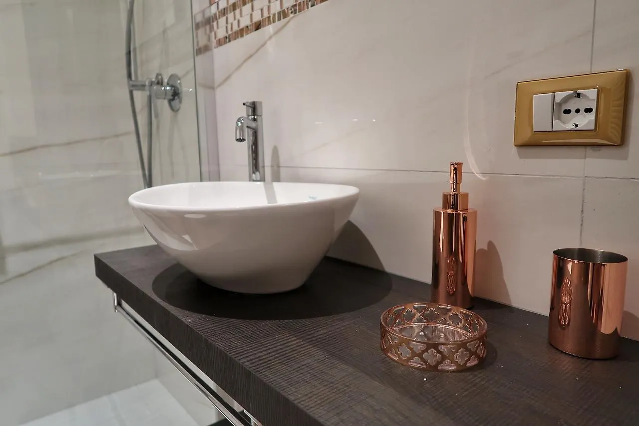 Maglo Station Bed & Breakfast Bologna 2*,